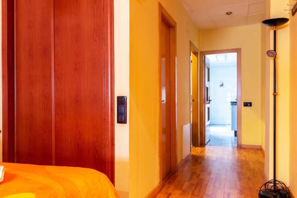 Estudio Para Parejas Con Wifi En La Playa Apartment Valencia Room photo